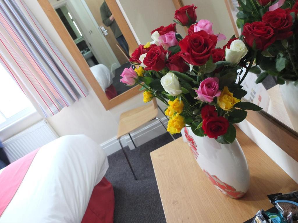 Ville Hotel Manchester Phòng bức ảnh